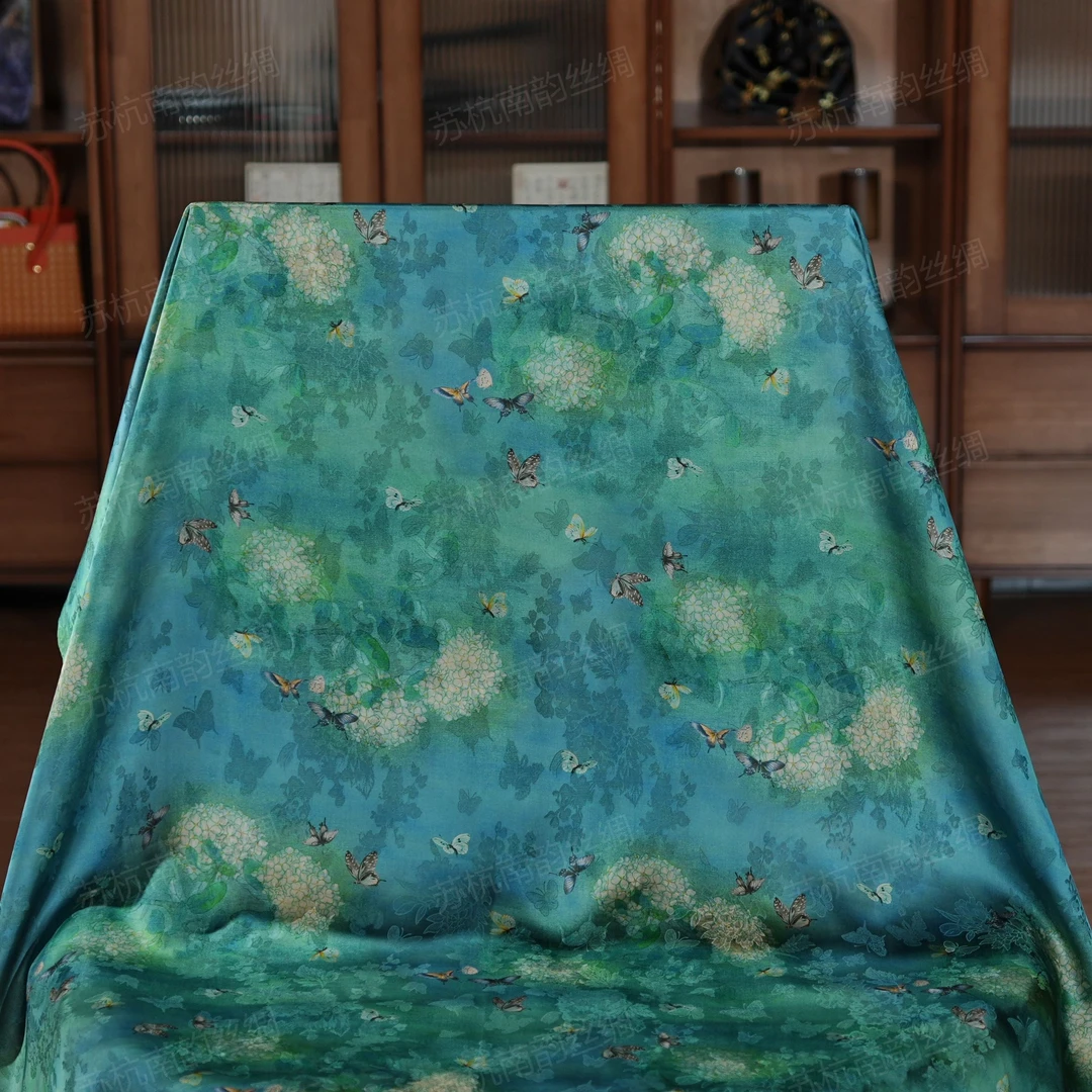 新【F130-68青蔓】140*140提花丝巾披肩香云老料百搭女士双面国风