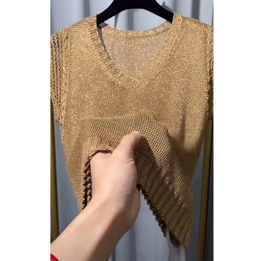 独特漂亮的小上衣气质轻奢高级设计感精致金色简约风V领T恤女夏