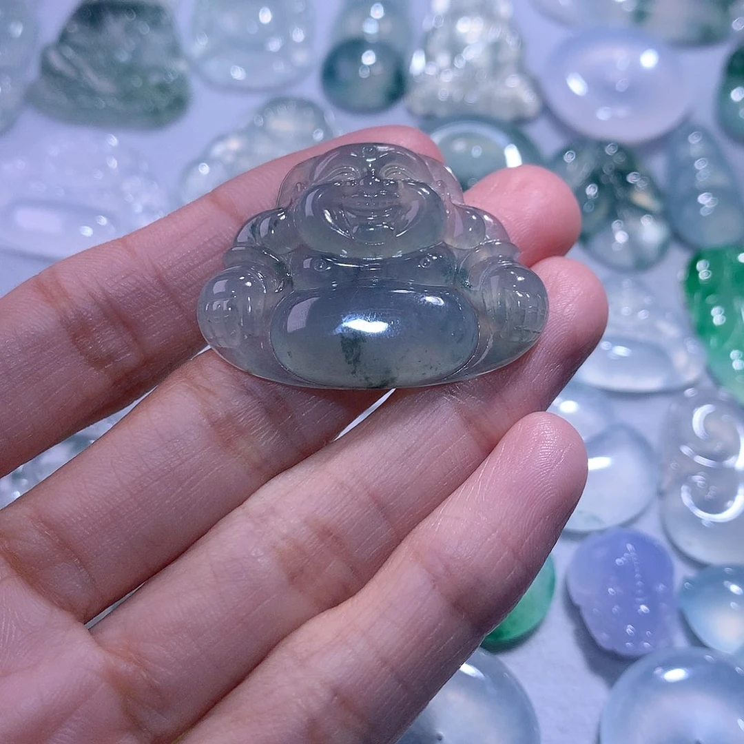 【闪购商品】翡翠颈饰未镶嵌佛