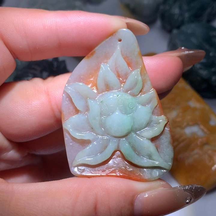 翡翠未镶嵌颈饰保真天然A货翡翠