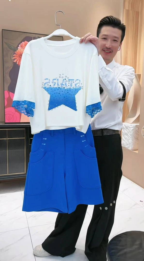 【亮哥女装】2025夏季设计师欧版月光白拼接月光白短T恤7655A/7770A