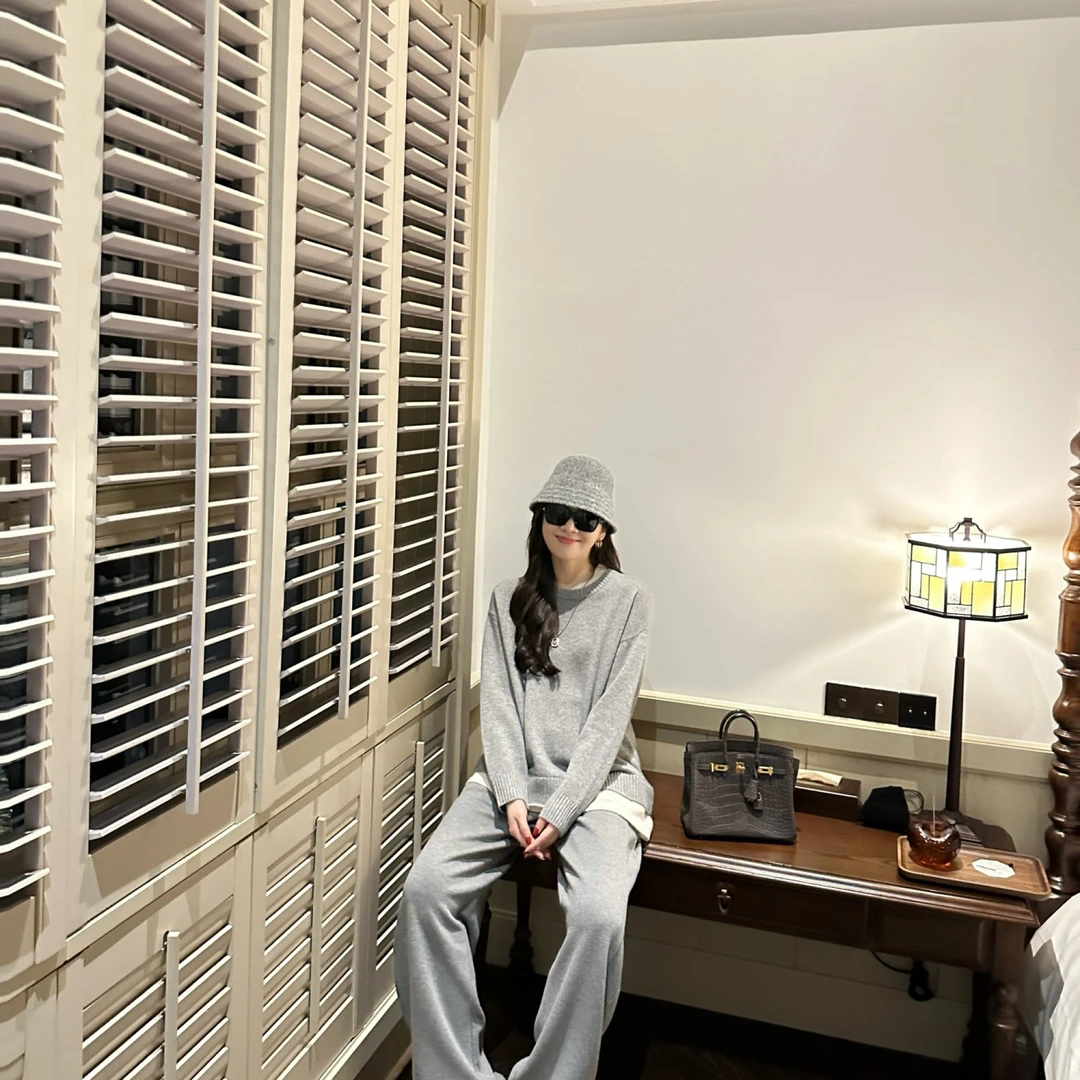 Syna希娜 时光独白 简约套头衫