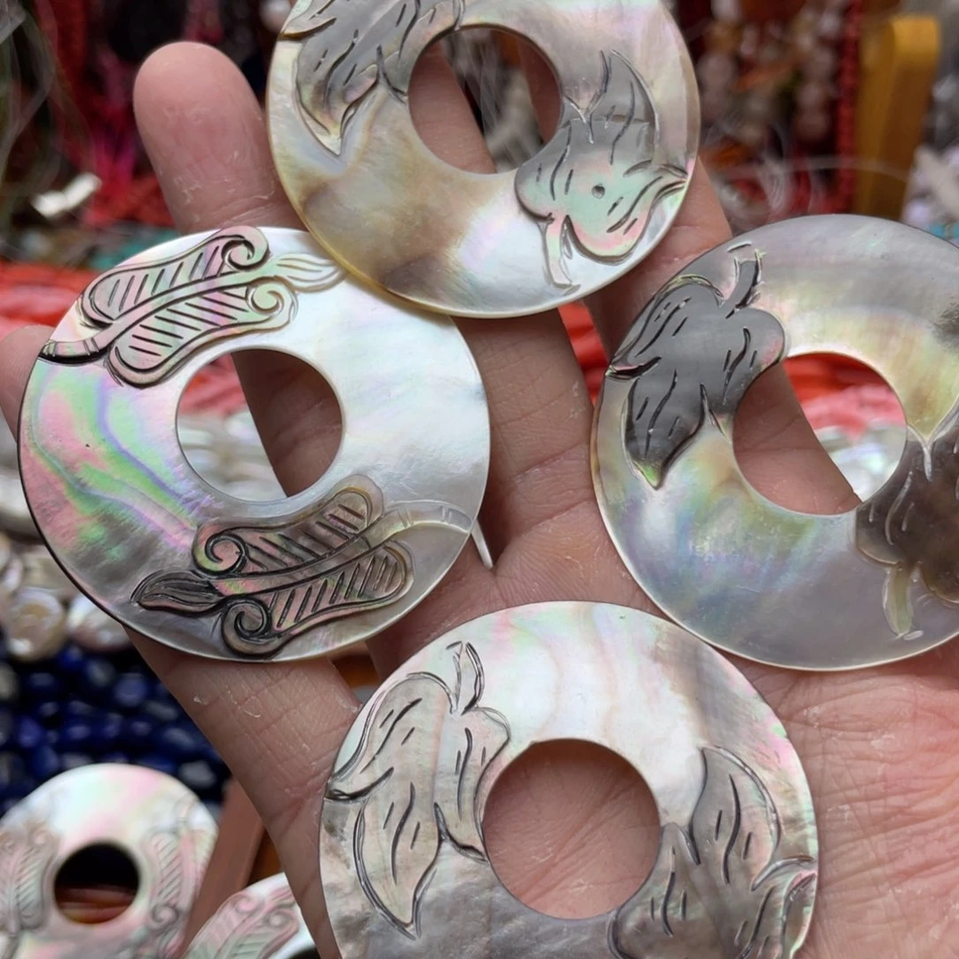 玛瑙/玉髓未镶嵌珠宝半成品蝶贝平安扣随机发2颗卡50