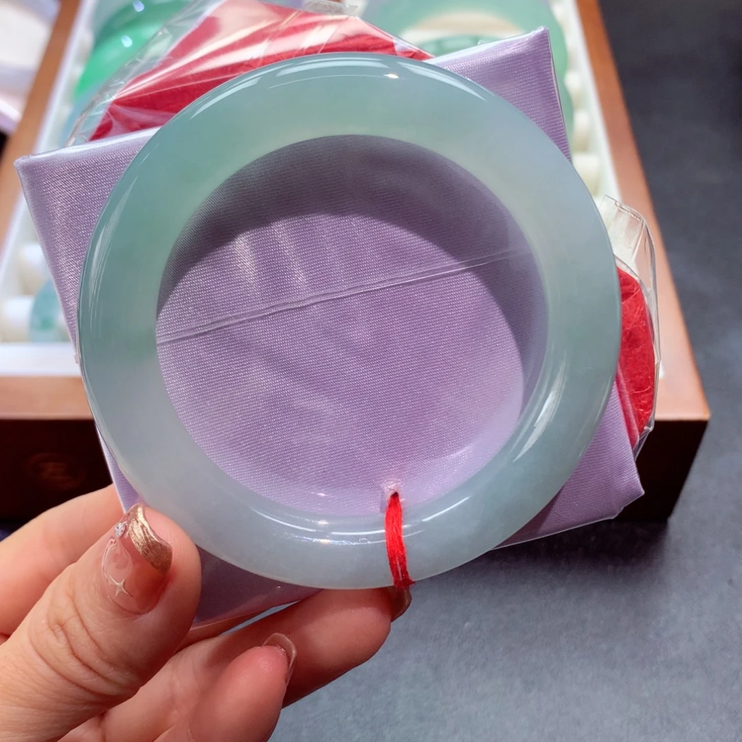 翡翠未镶嵌手镯7号