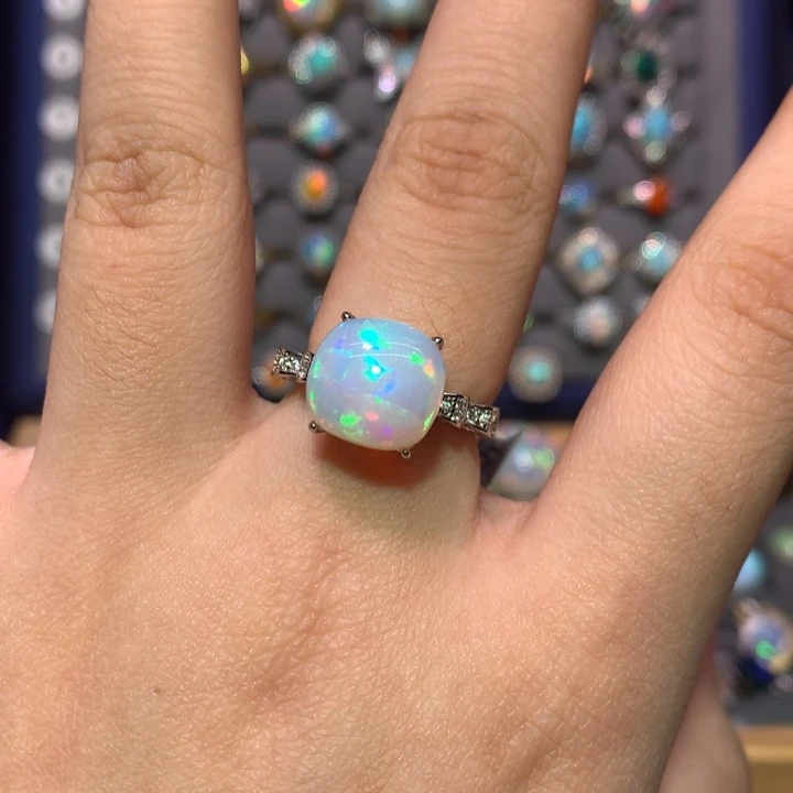 银S925镶嵌欧泊戒指