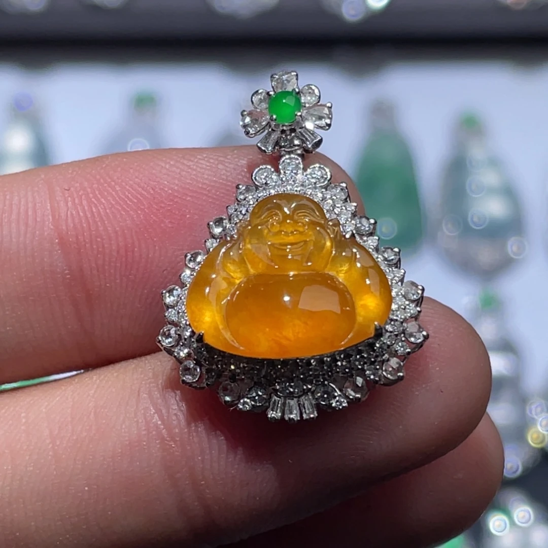 翡翠18K金镶嵌项链