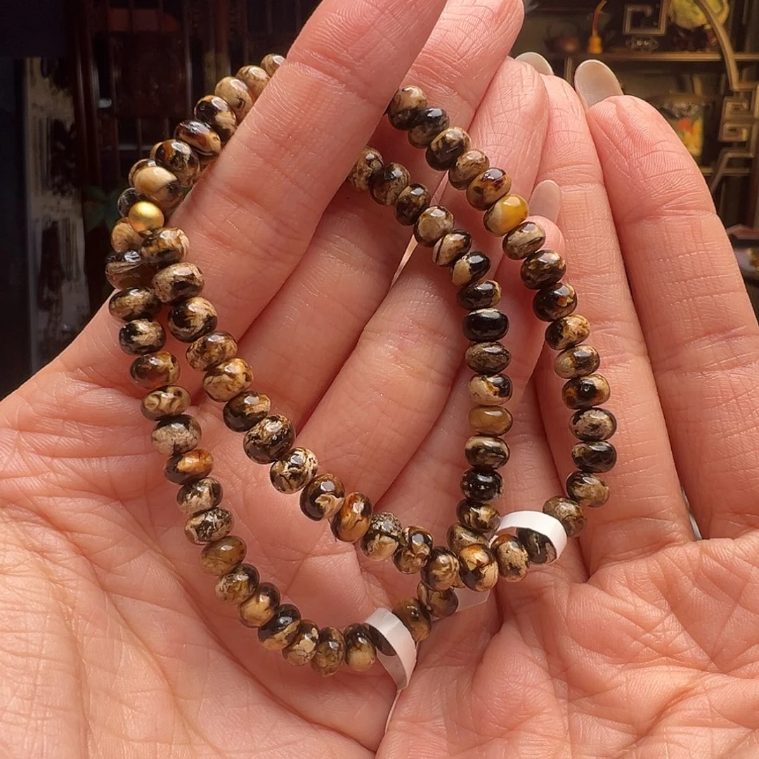 琥珀未镶嵌裸石抚顺琥珀20681-1六多样性发其一