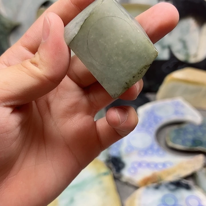 翡翠未镶嵌颈饰纯天然缅甸翡翠