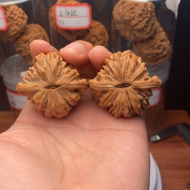 文玩核桃把件43尺四座楼