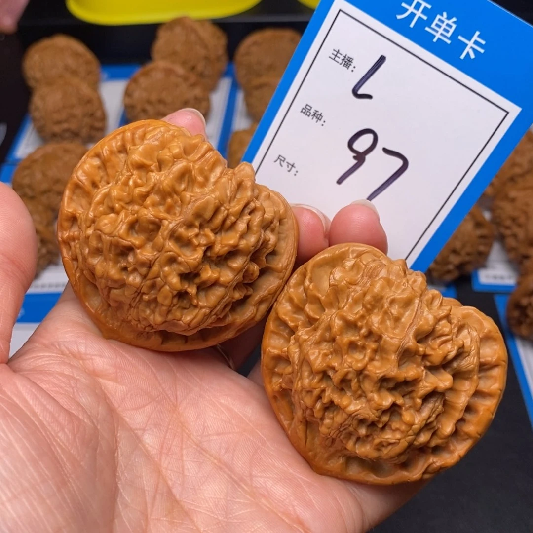 文玩核桃把件51官帽97