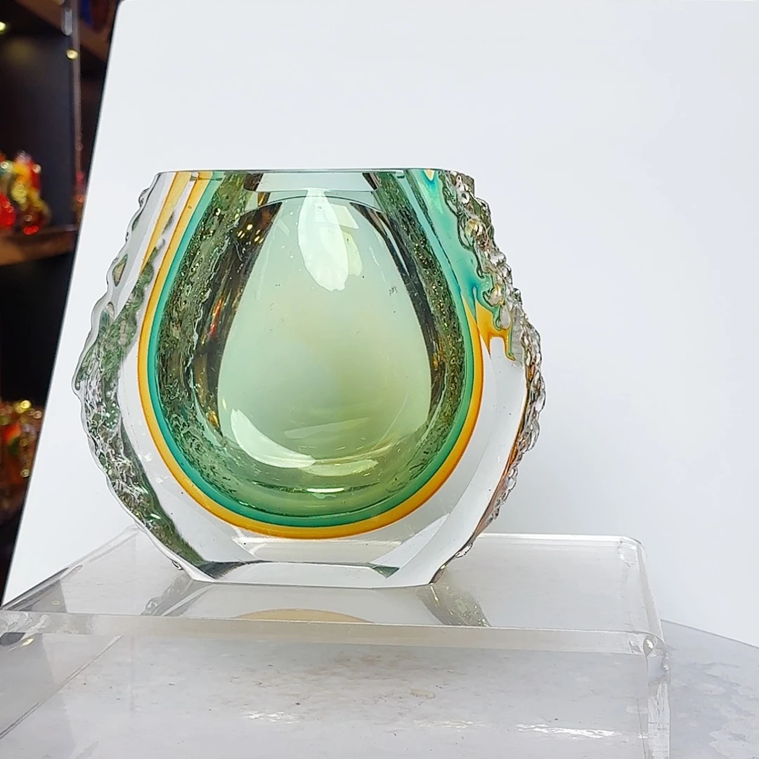 手工艺品琉璃琉璃岛是世界第一高楼吗