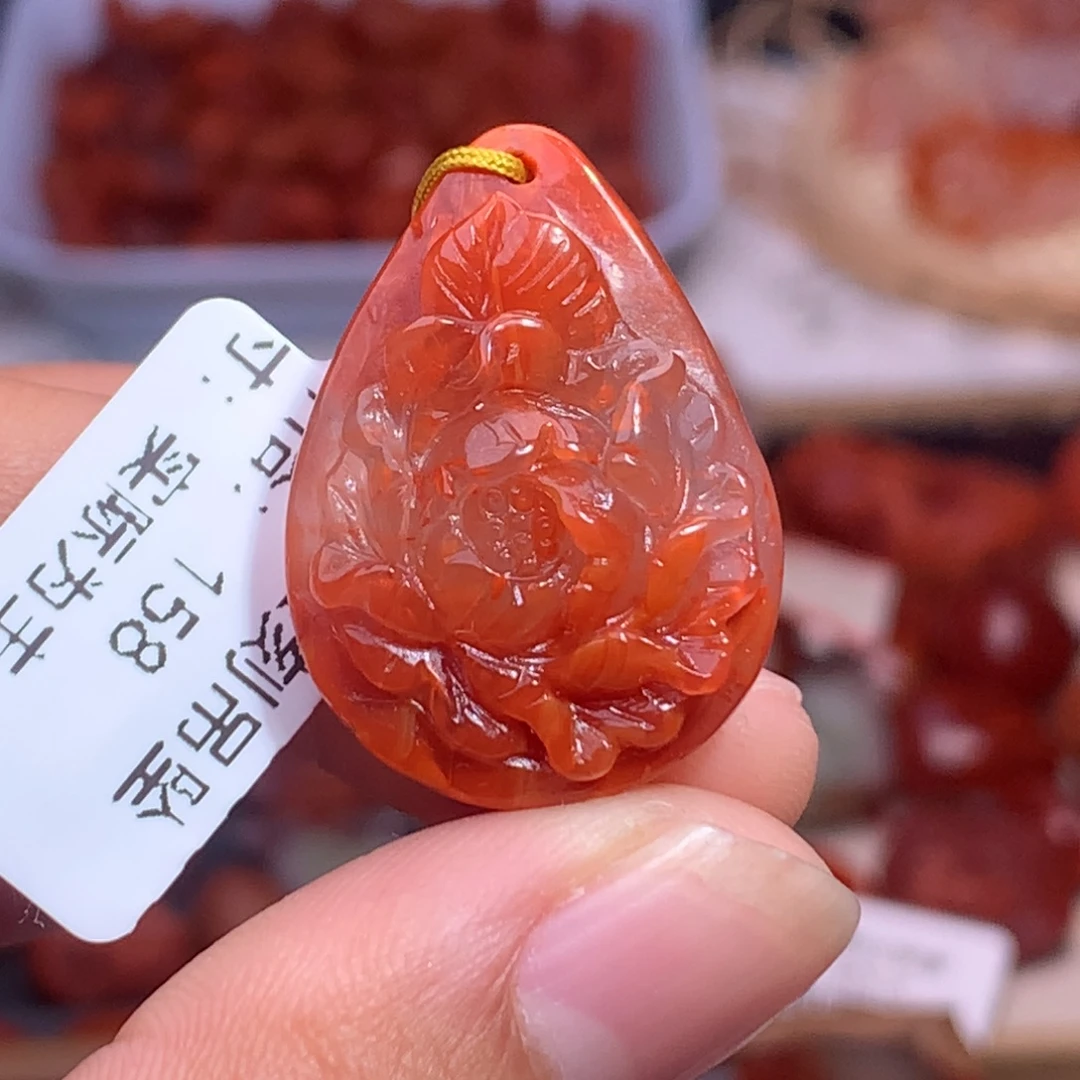 南红玛瑙未镶嵌珠宝半成品吊坠2