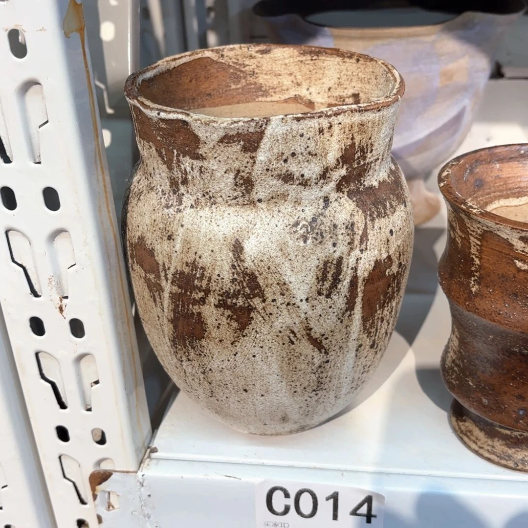 瓶嘉*已经打孔口径高度左右