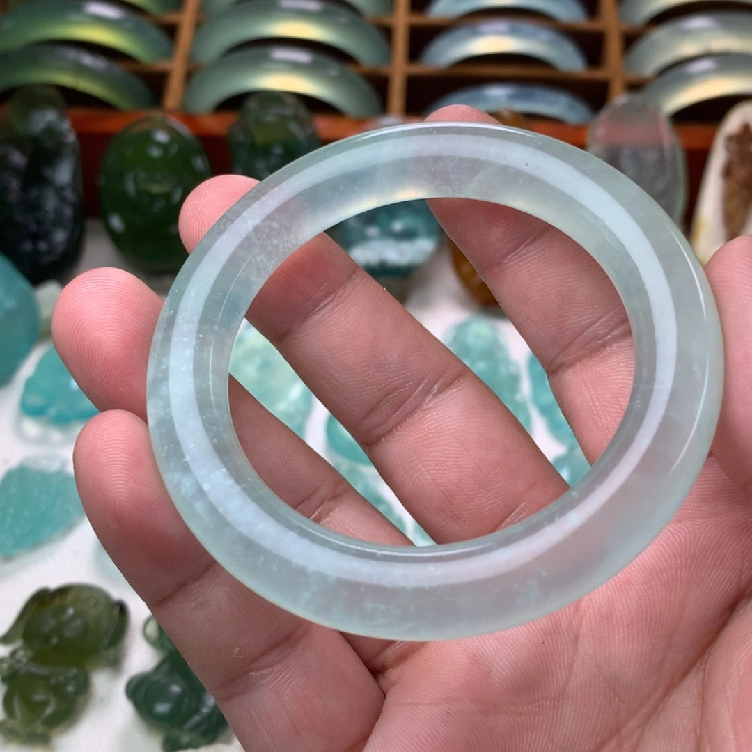 绠***深蛇纹石玉未镶嵌手镯