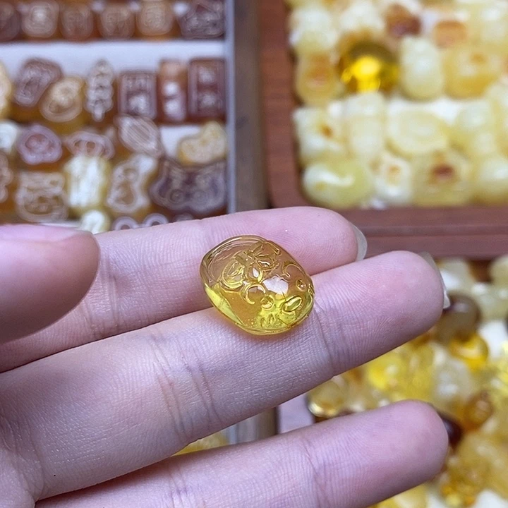 吊坠橄榄核小拖鞋