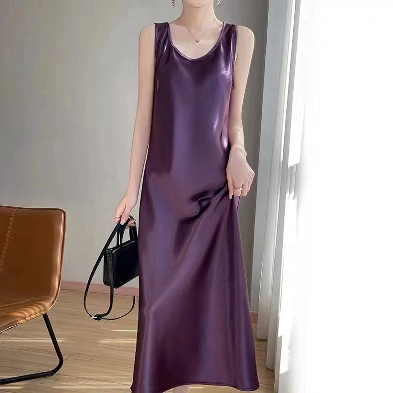 Y-夏季新款珠光缎面吊带连衣裙高端气质亮面女神范高级感鎏金长裙