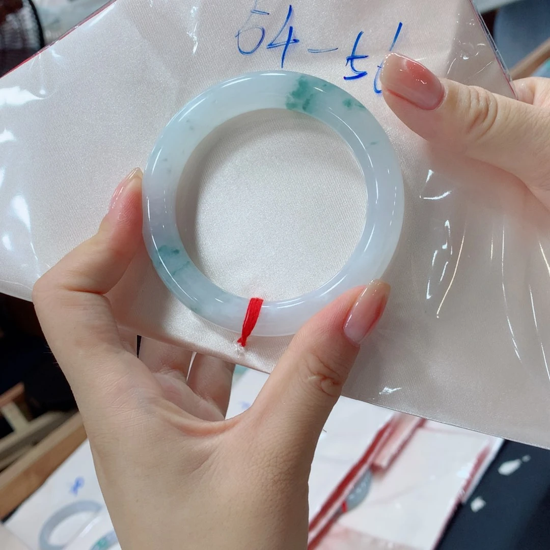 未镶嵌手镯翡翠买断
