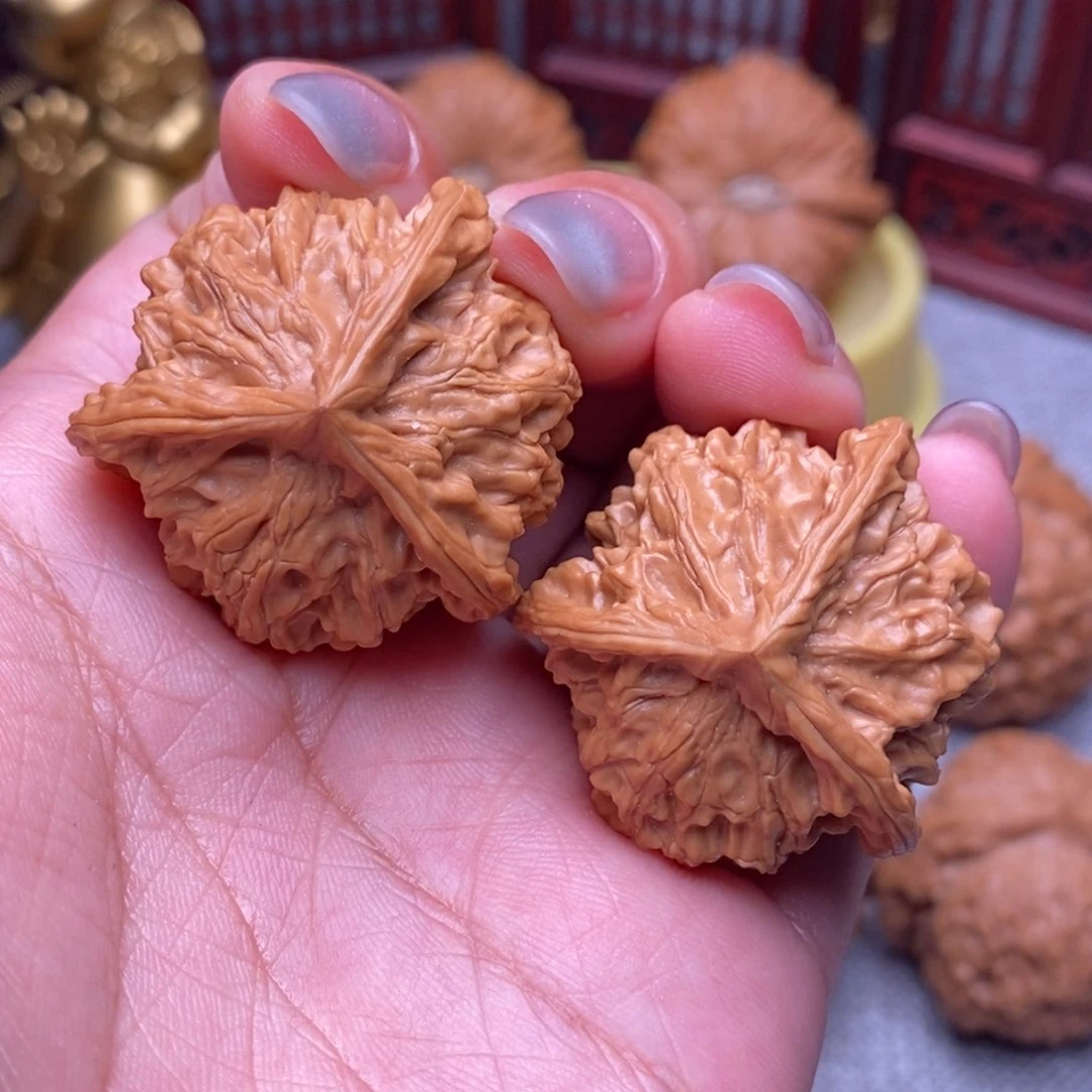 文玩核桃把件盘山三棱35全品