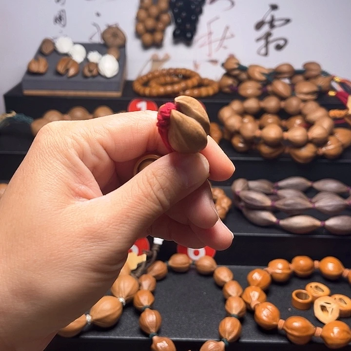 ****忆吊坠橄榄核异形 兰花 单籽