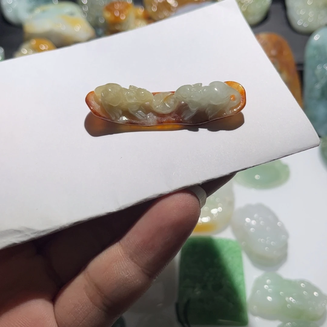 颈饰未镶嵌翡翠鼠来宝