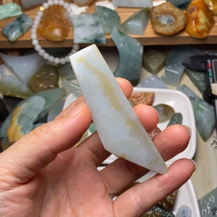 翡翠未镶嵌颈饰天然