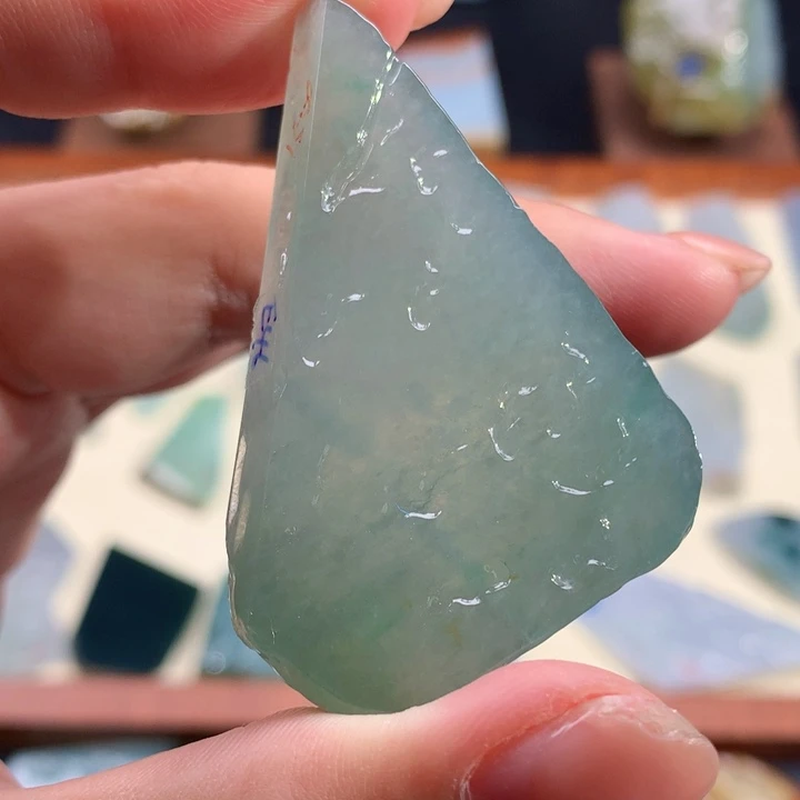 翡翠未镶嵌挂件天然