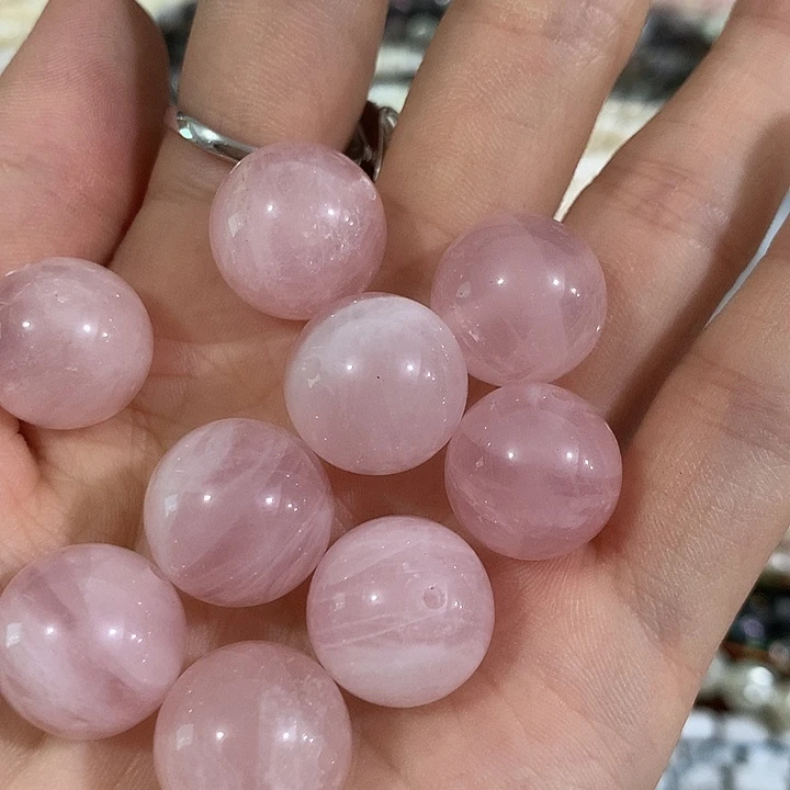 2颗16mm粉晶大圆珠