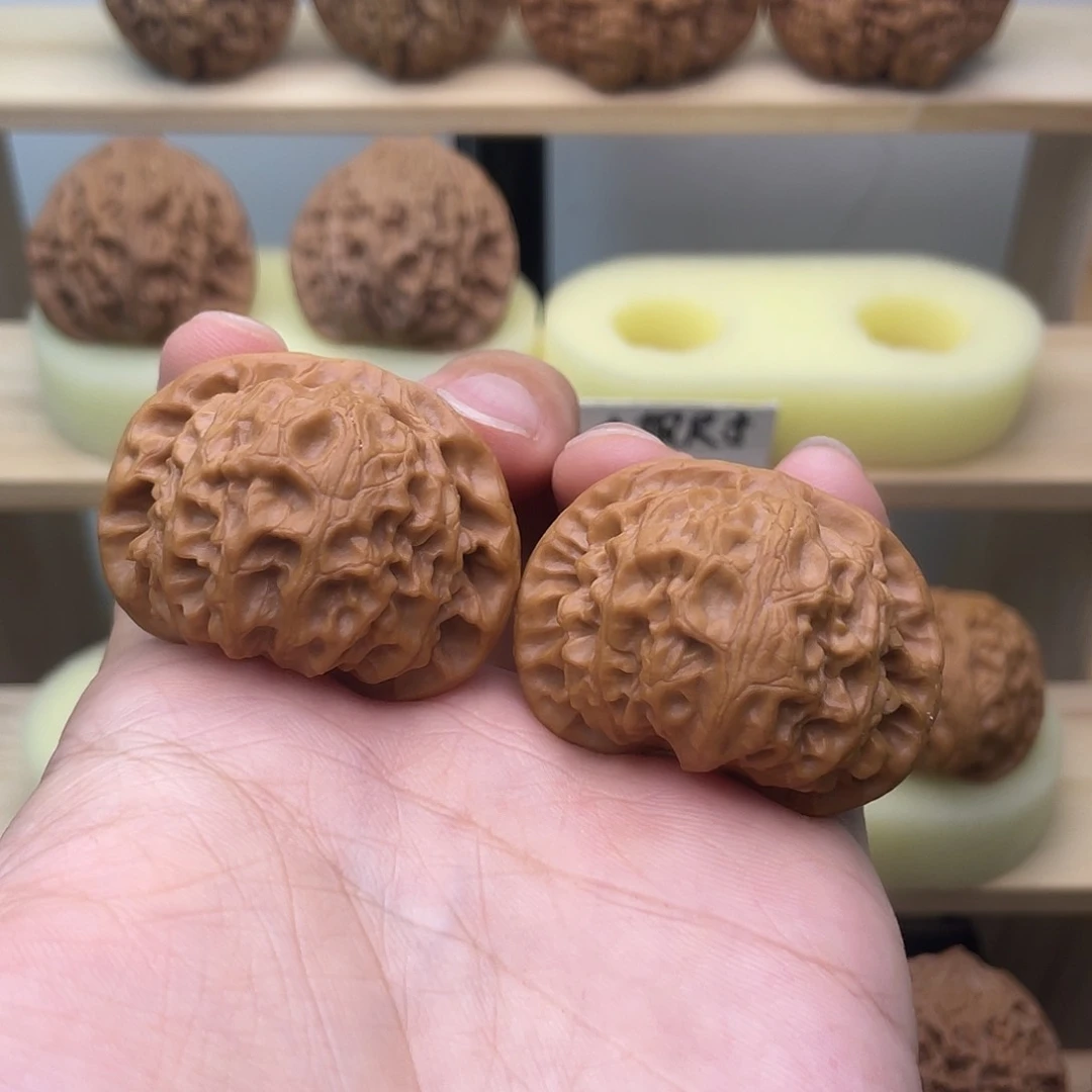 文玩核桃吊坠42宫灯