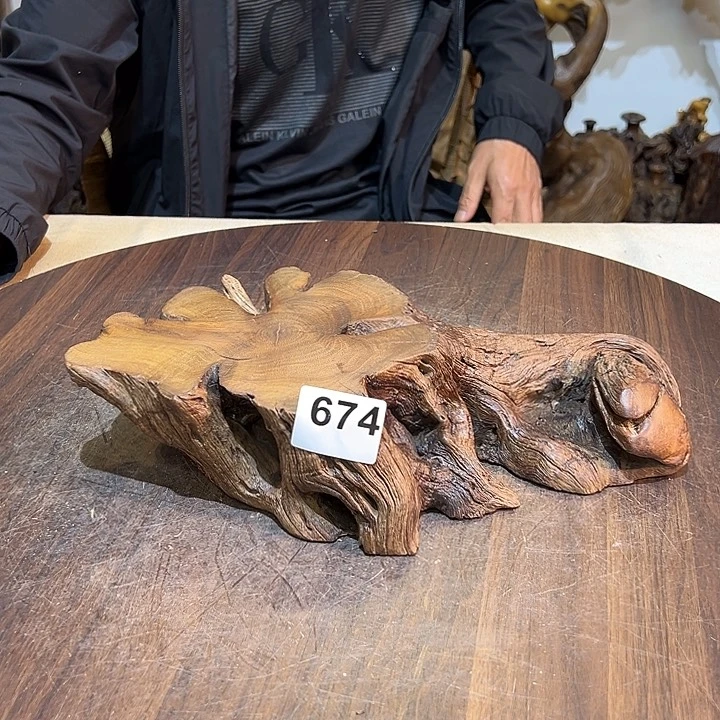 底座674云南树瘤根艺