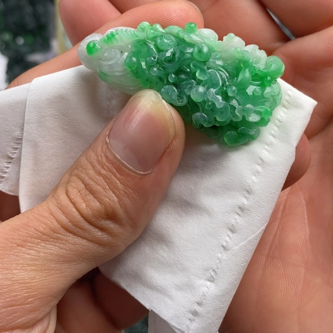 定制翡翠未镶嵌翡翠