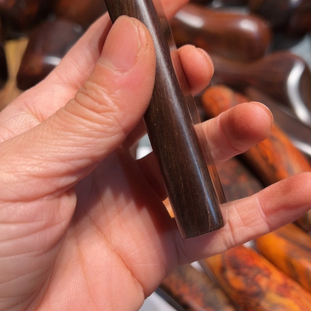 交趾黄檀（大红酸枝）冷**声