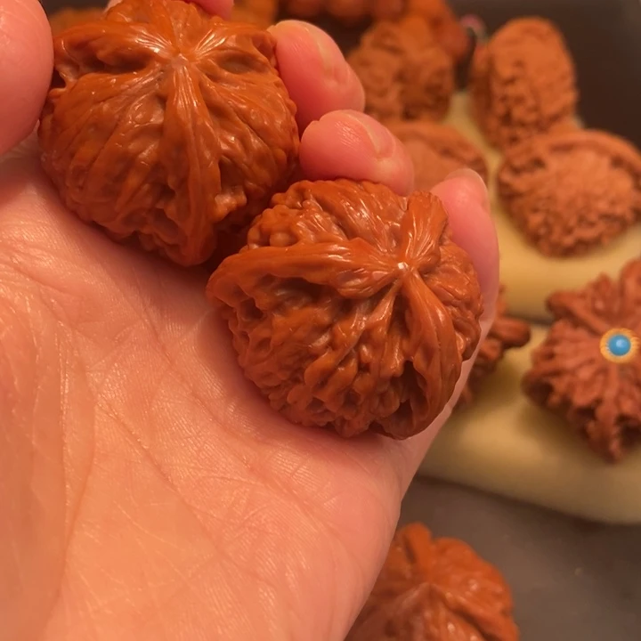 *****猴头核桃吊坠工艺核桃