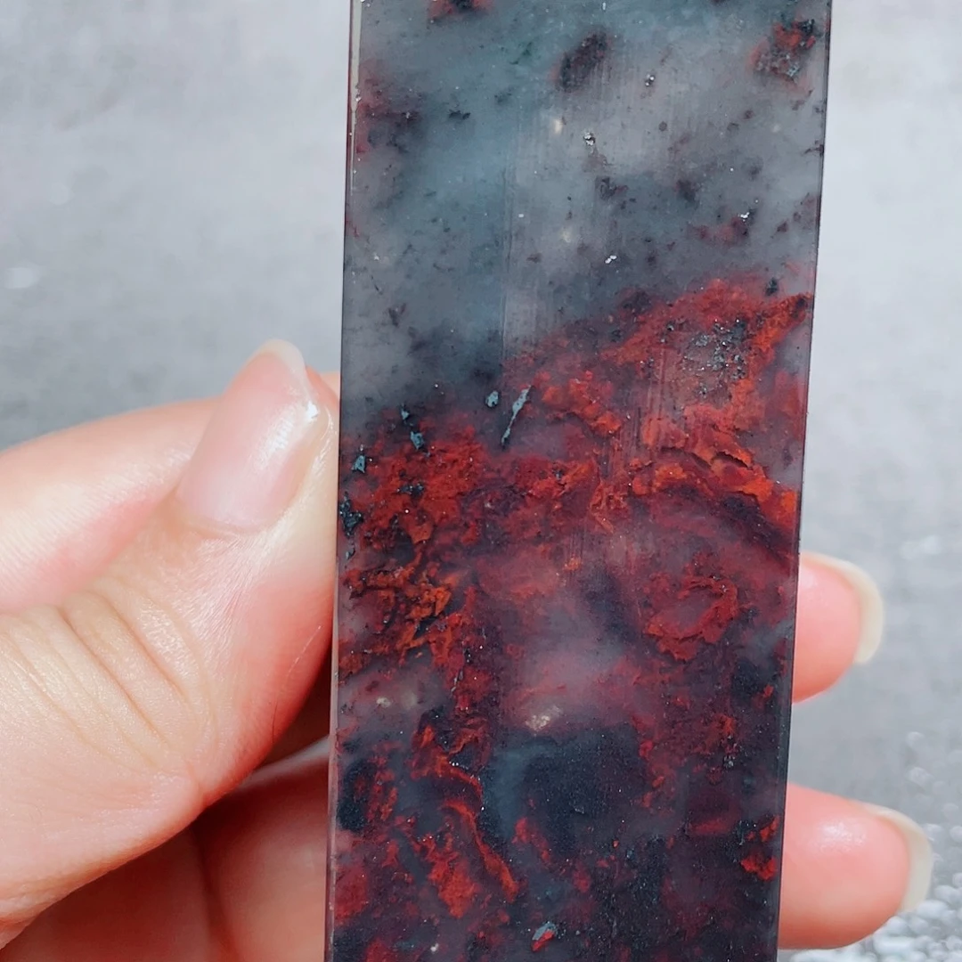 玉桂林鸡血玉印章镇尺7