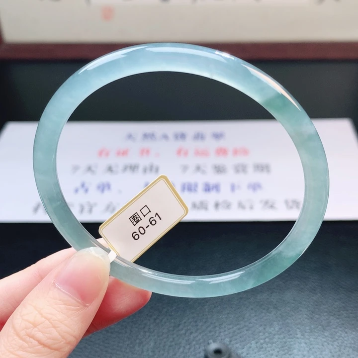 翡翠未镶嵌手镯翡翠手镯32