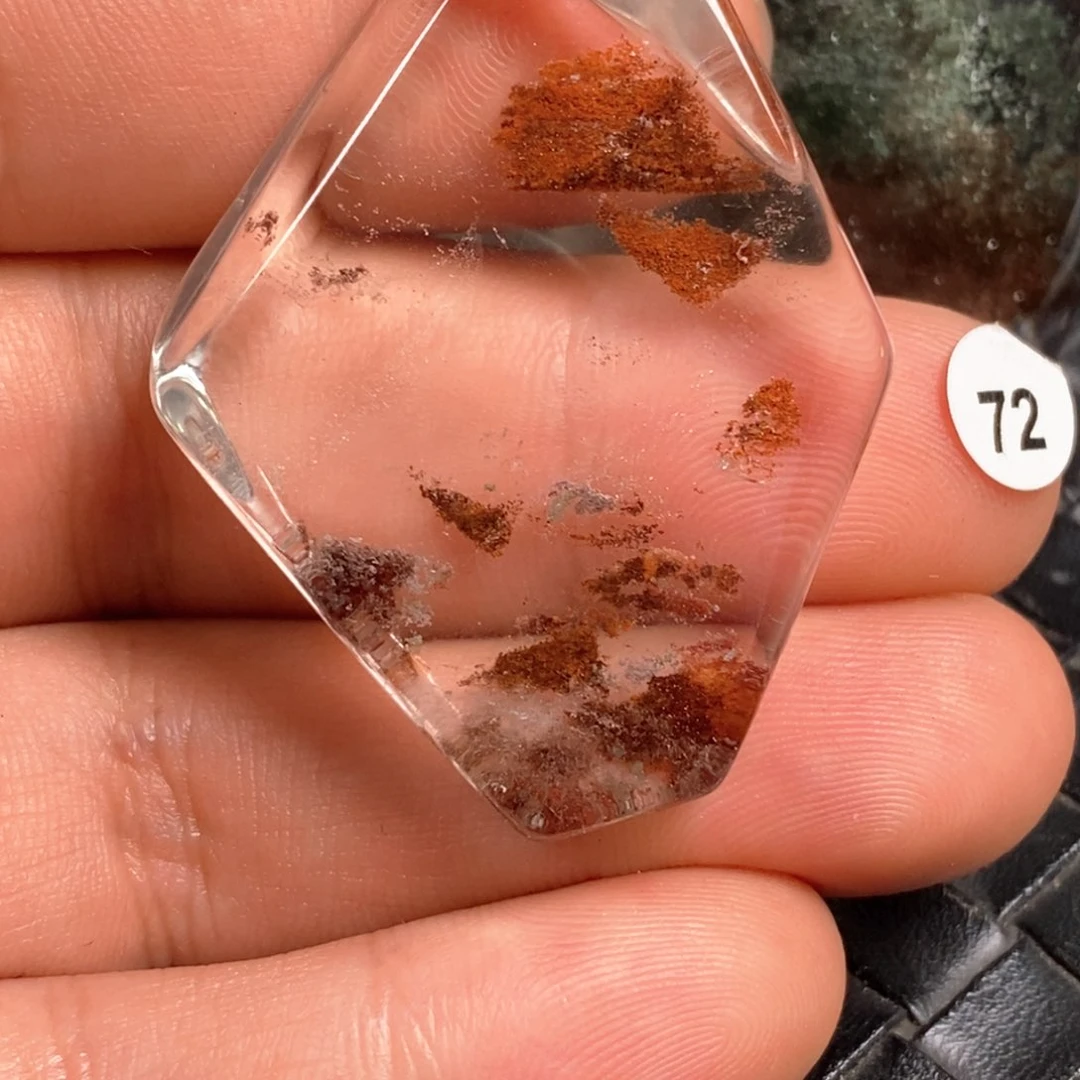 未镶嵌颈饰水晶水晶