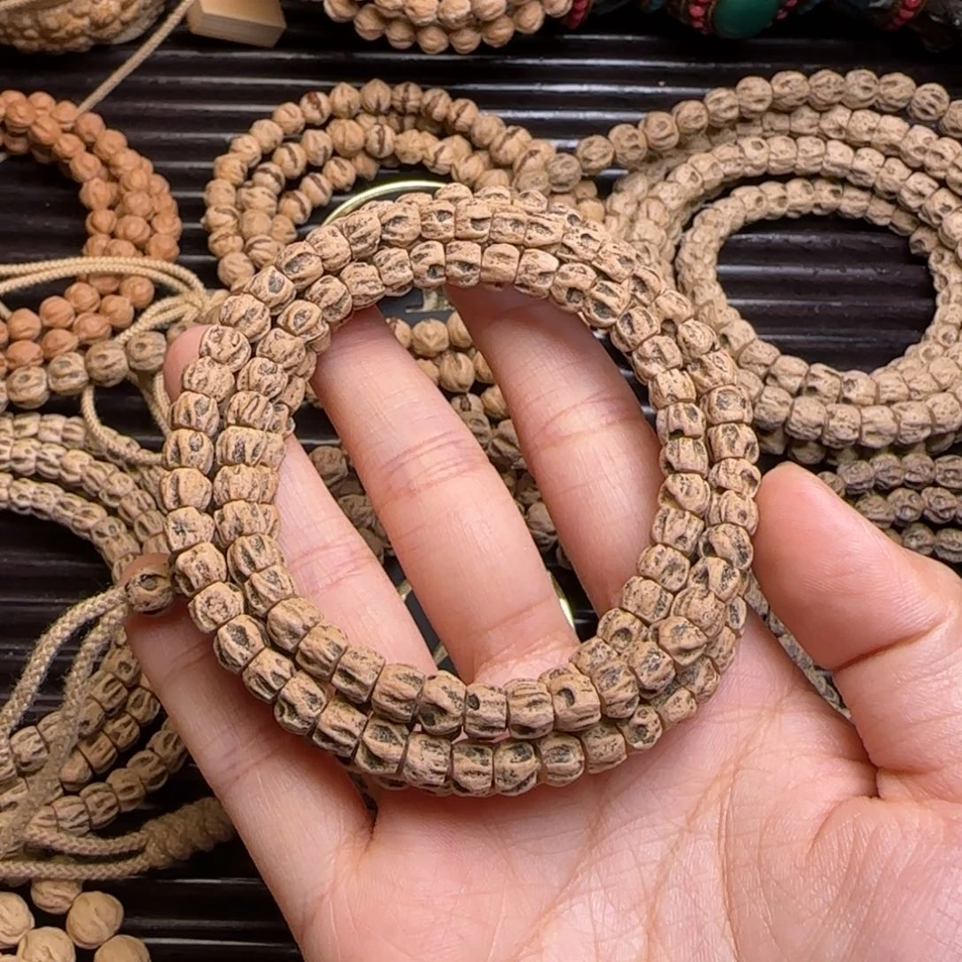 柏香籽/百香籽吊坠晓*