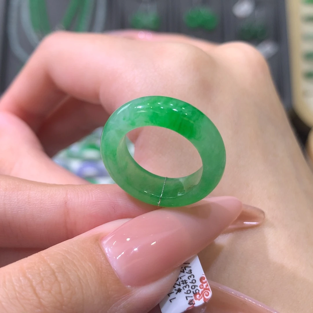 翡翠戒指未镶嵌11-12阳绿