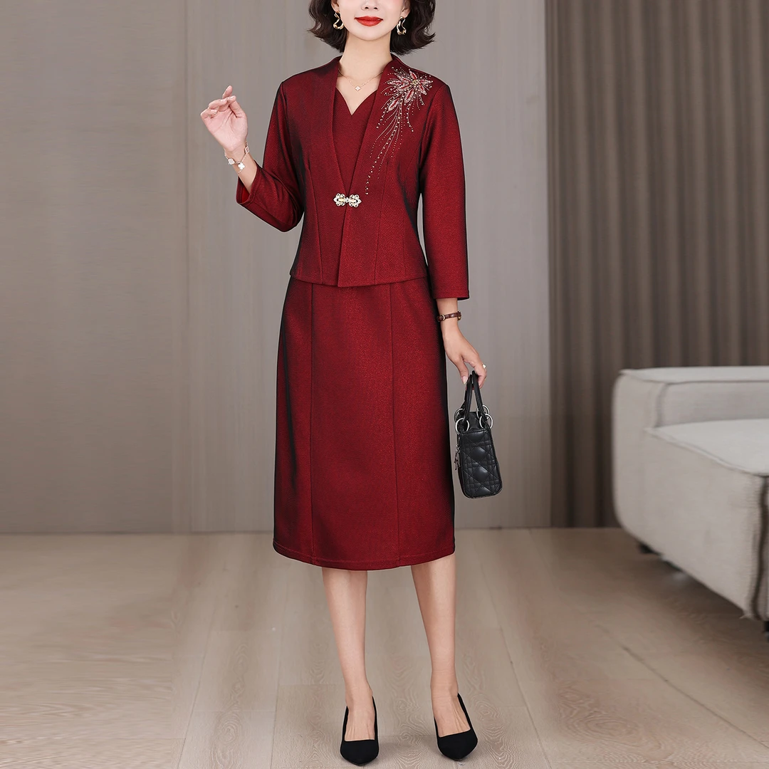 高贵年轻喜婆婆婚宴装2025新款结婚妈妈礼服高端婚礼敬酒喜服秋冬