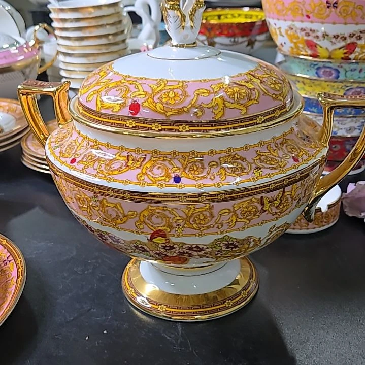 书***鱼45%以上骨粉骨瓷微瑕珐琅彩汤锅一个66666666666