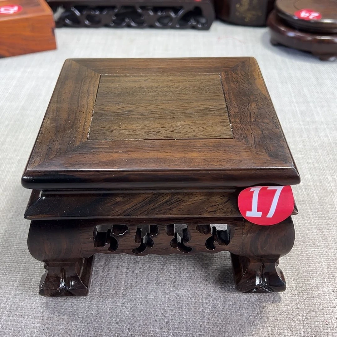 红木底座精雕工艺品