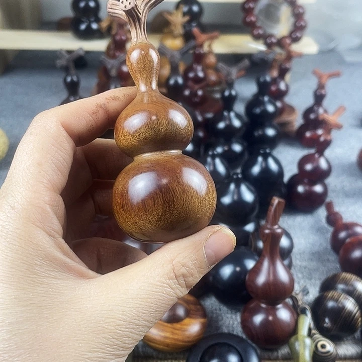 笑***傲大叶紫檀（黑酸枝木类）