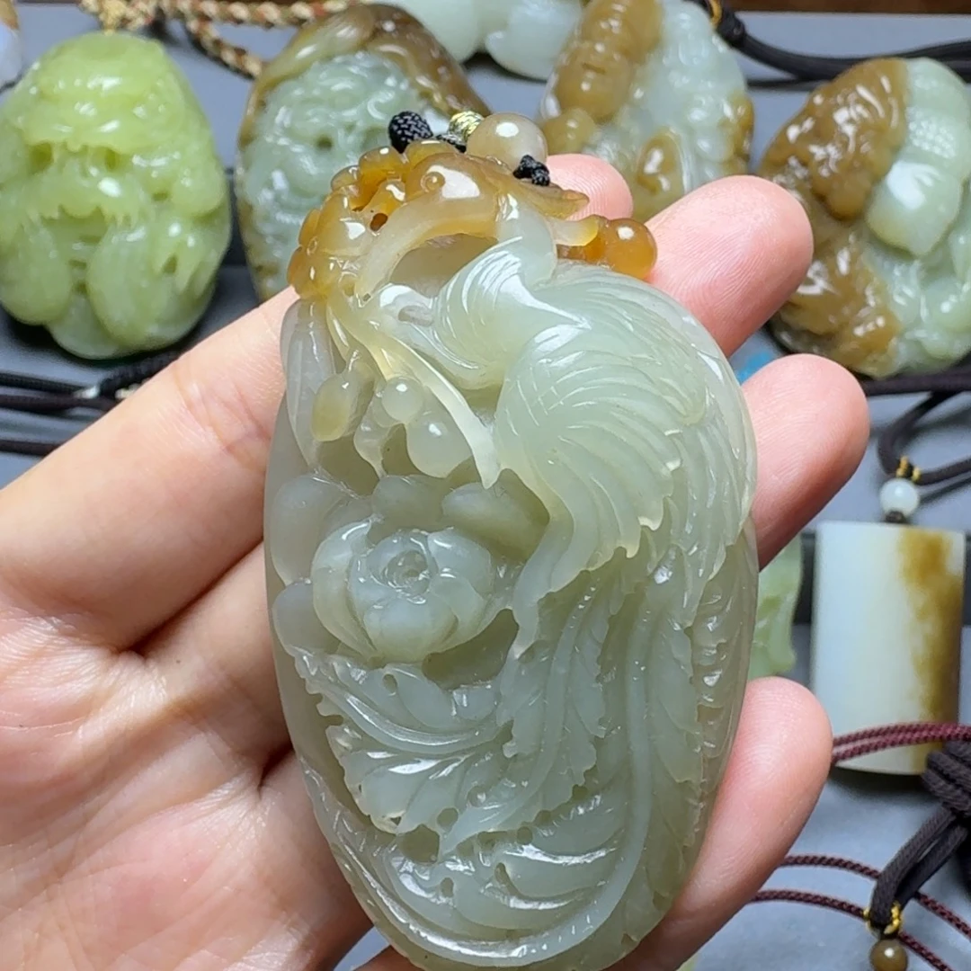 颈饰未镶嵌和田玉