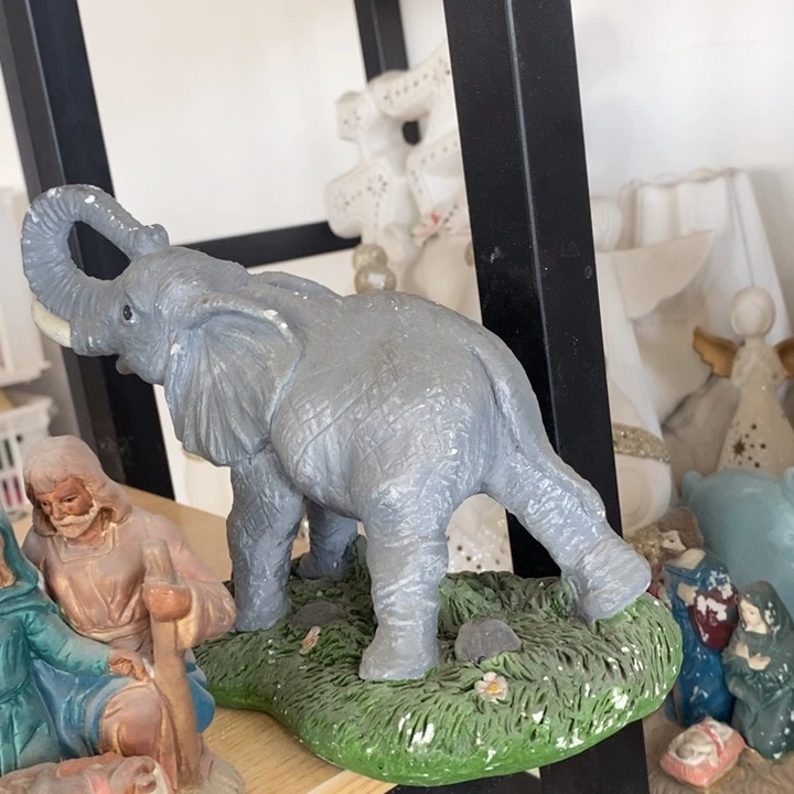 摆件范*范陶瓷树脂家居摆件