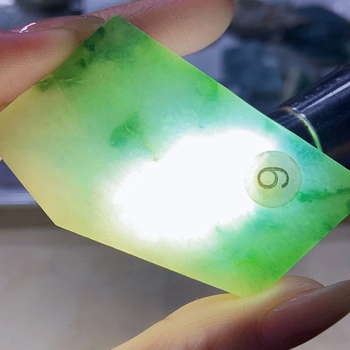 未镶嵌定制翡翠翡翠定制