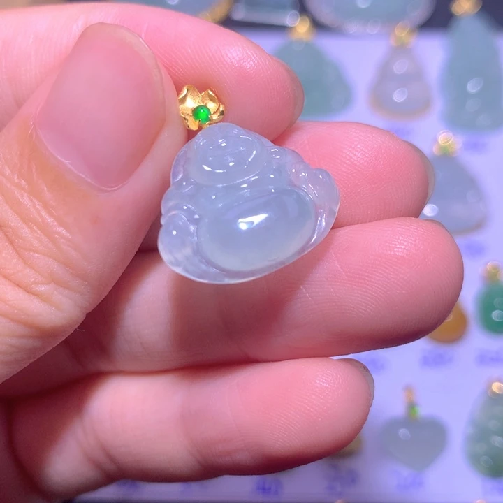 颈饰18K金镶嵌翡翠翡翠