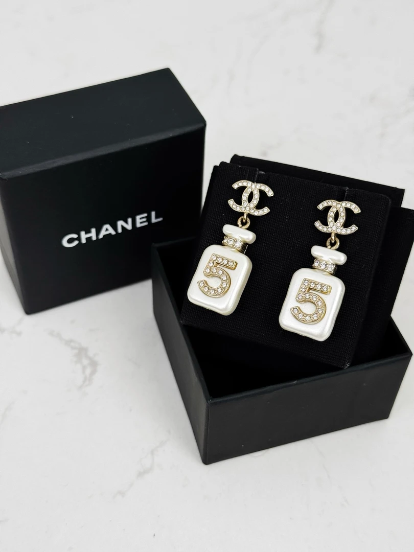 99新 Chanel/香奈儿 5号香水瓶耳钉 正品 专柜6000左右购