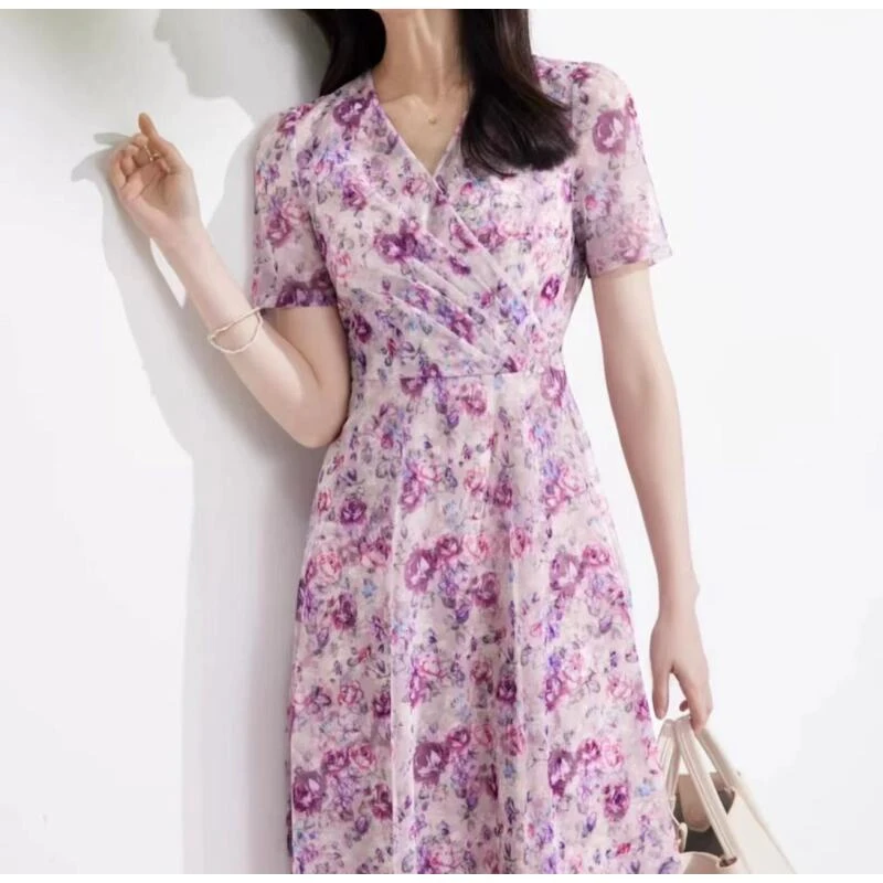 25年新款夏季显瘦V领多巴胺连衣裙（24L0731）【526】