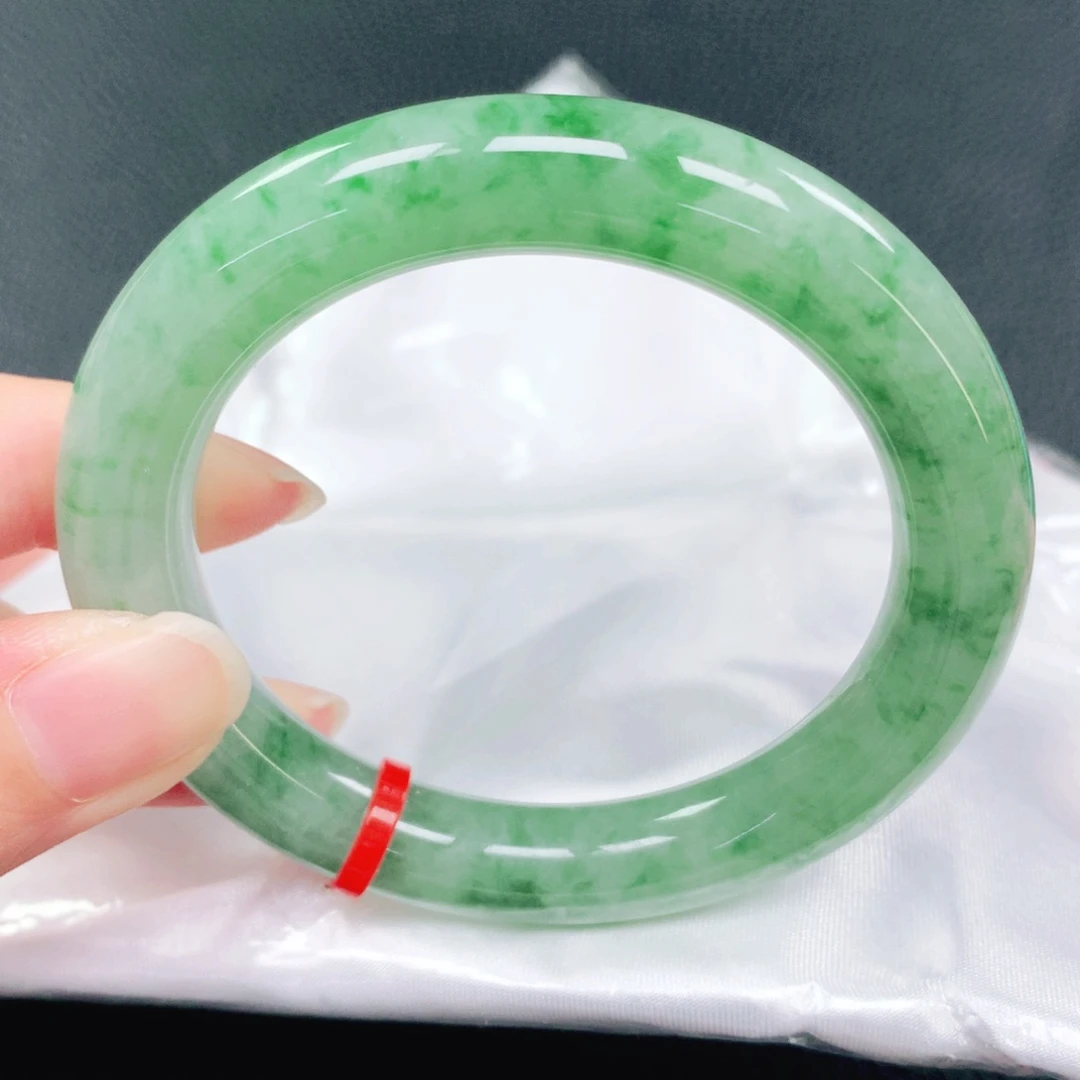 翡翠未镶嵌手镯51圈