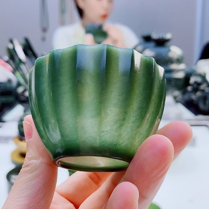 未镶嵌和田玉（青玉）把件