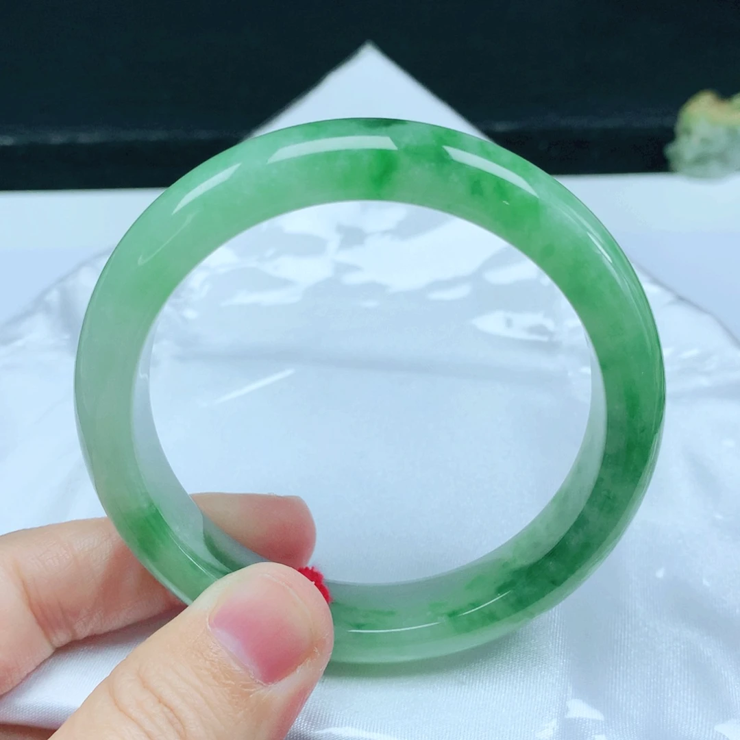 未镶嵌手镯翡翠56